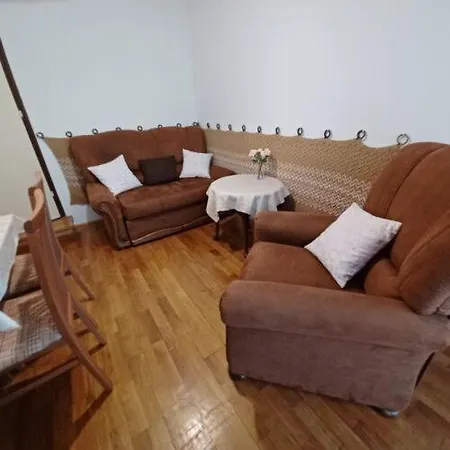 Apartman Arnyas Apartman *