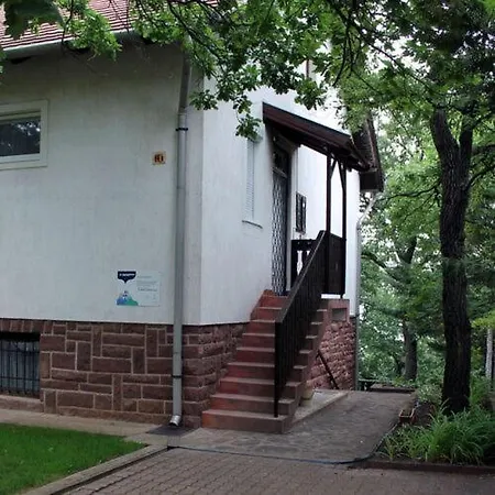Arnyas Apartman *